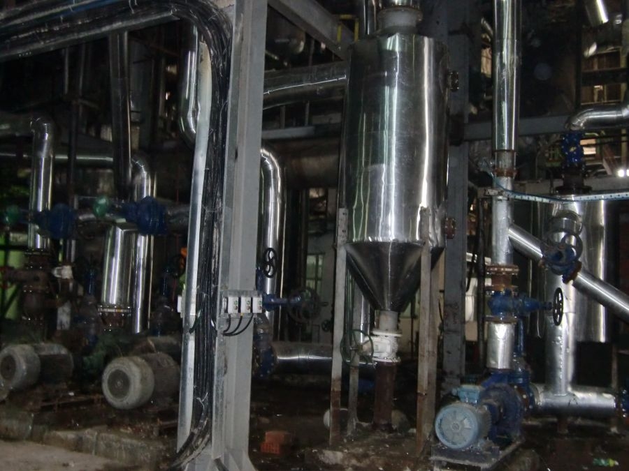 Hệ thống ống dẫn hơi nhiệt nhà máy
